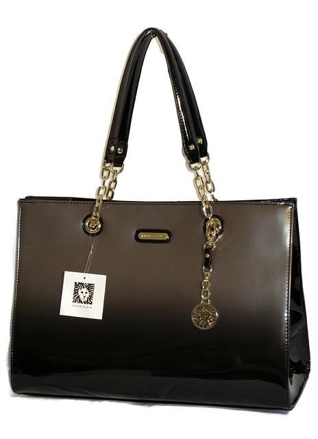 Understanding the Allure of Texture in Luxury Handbags