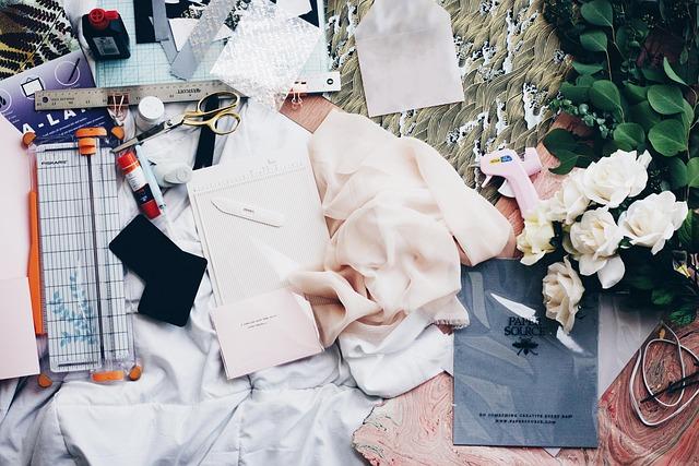 Modern Luxury: Craftsmanship and Innovation in Designer Fashion